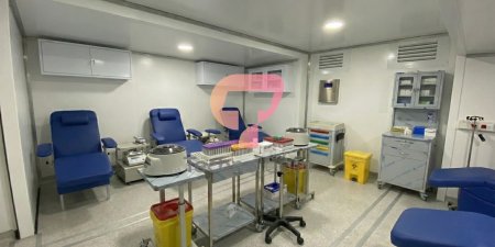 Mobile_Blood_Donation_Container-3