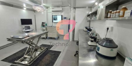 Mobile_Veterinary_Clinic_Container-2